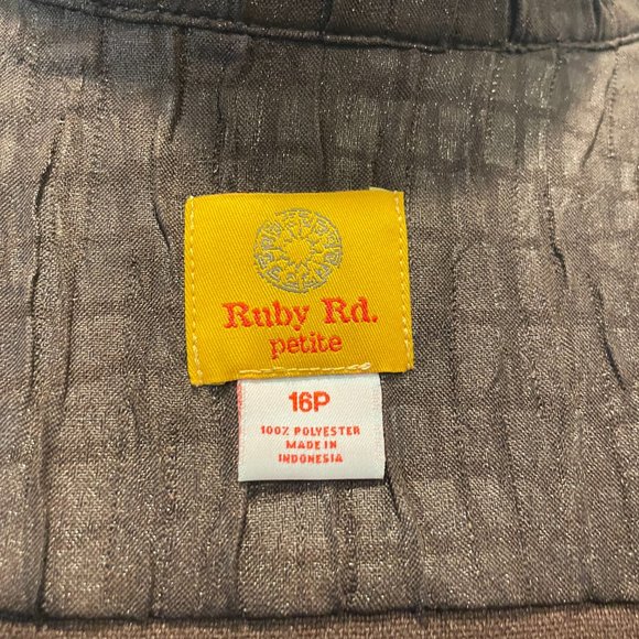 Ruby Rd Brown Jacket - Timeless Style with Modern Flair Size 16P - Vintage. - Picture 4 of 4